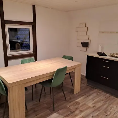 Theox No 14 Fuer 6 Personen Mit Aussenbereich *