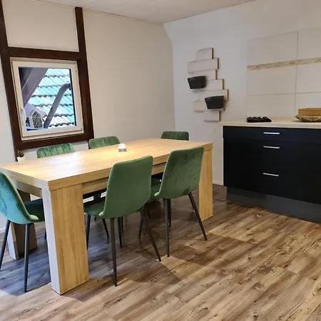 Apartmán Theox No 14 Fuer 6 Personen Mit Aussenbereich
